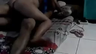 Wife Tidur Genjot Pembantu